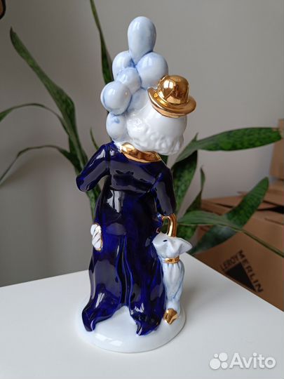 Статуэтка фарфоровый клоун 25 см