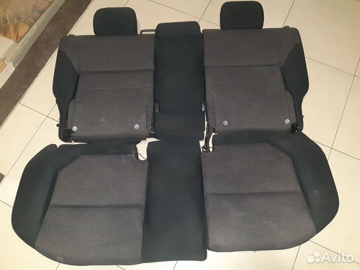 Сиденье заднее Субару Форестер SG 2003-2007г.в