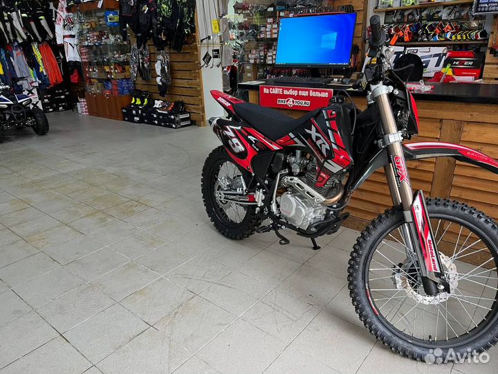 Мотоцикл Кросс Motoland XR 250 lite (165FMM)