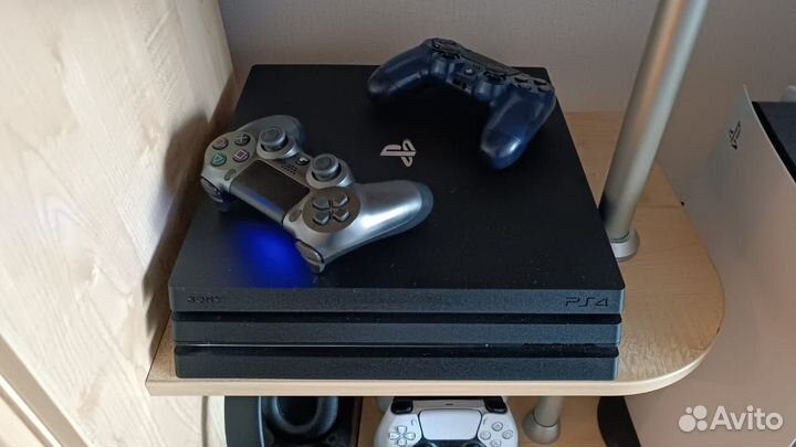 Sony playstation 4 pro 1tb