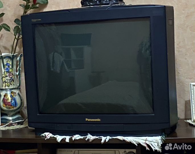Телевизор Panasonic большой