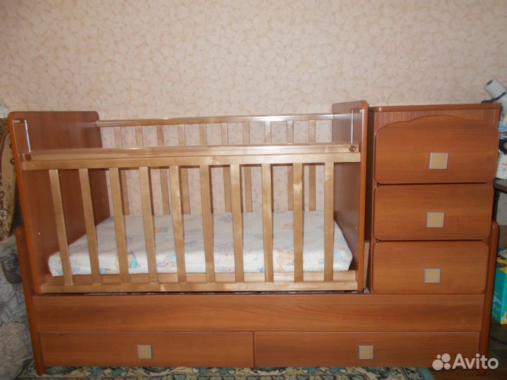 Детская кроватка трансформер с комодом