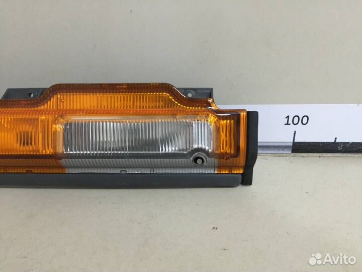 Указатель поворота правый Mitsubishi Canter 1992