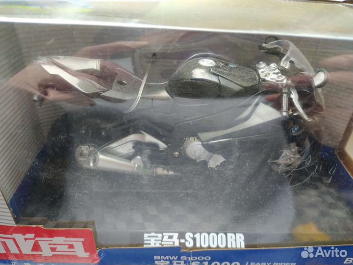 BMW S1000RR редкая коллекционная модель 1:12