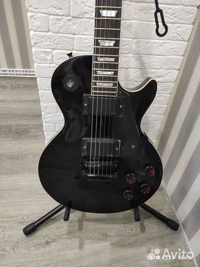 Электрогитара Fabio - реплика лес пол