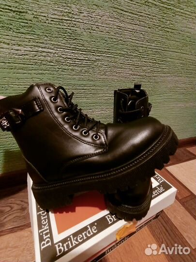 Женские ботинки, сапоги