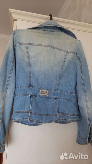 Джинсовая куртка