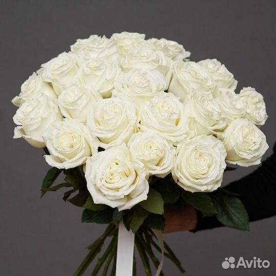 Букет 25 белых роз