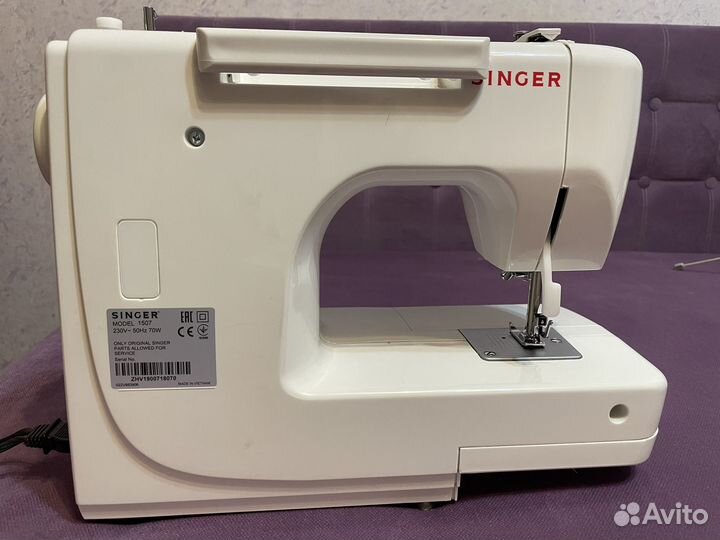 Швейная машина Singer