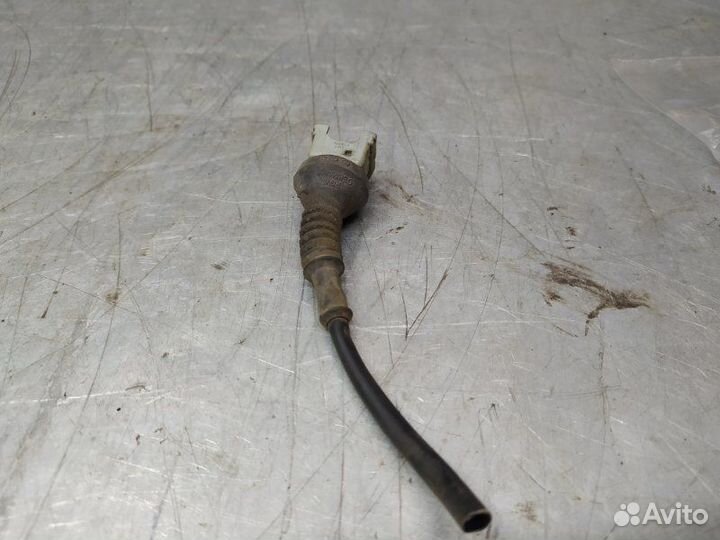 Разъем 2-штекерн. Audi 80/90 B4 1991-1995