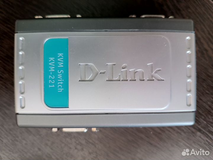 D-Link KVM-221 2-портовый KVM-переключатель