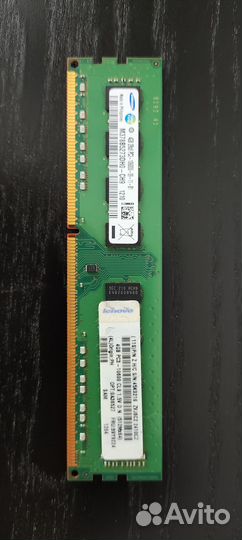 Память samsung hunix 4G DDR3 PC-3 10600 1333 мгц