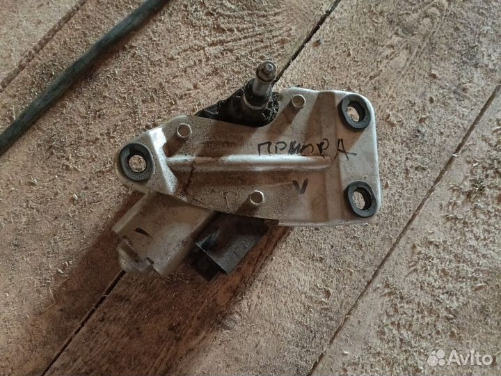 Мотор стеклоочистителя заднего стекла