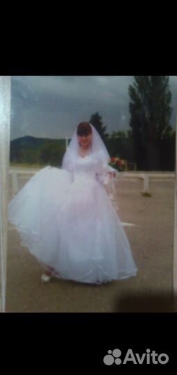 Свадебное платье