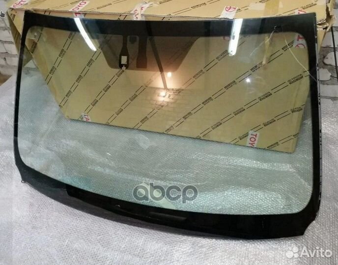 Стекло лобовое 561010R232 toyota