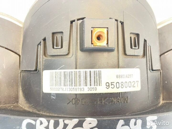 Панель приборов Chevrolet Cruze J300 F16D3 2013