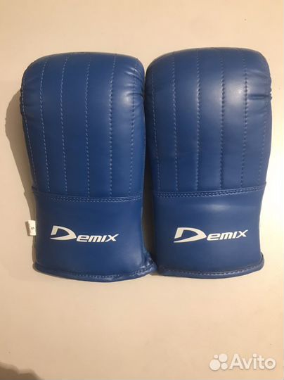 Боксерские перчатки