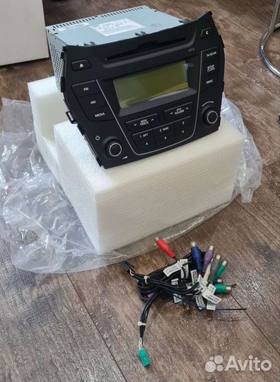 Штатная магнитола на Hyundai Santa fe 2015