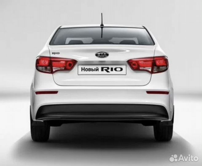 Бампер задний белый Kia Rio 3 киа рио 2010-2025