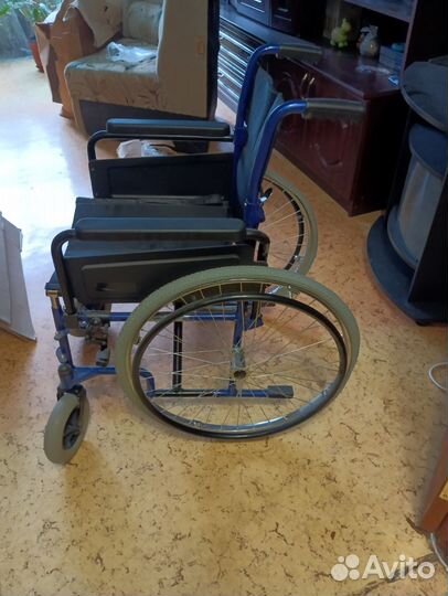 Инвалидная коляска новая