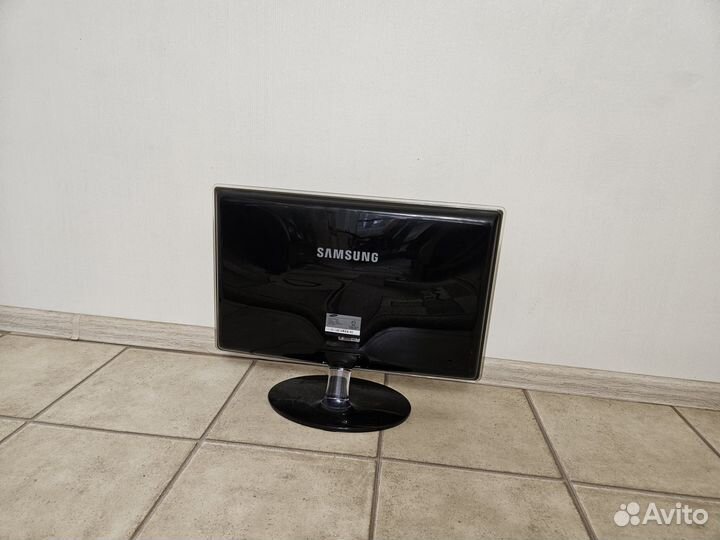 Монитор Samsung диагональ 21.6