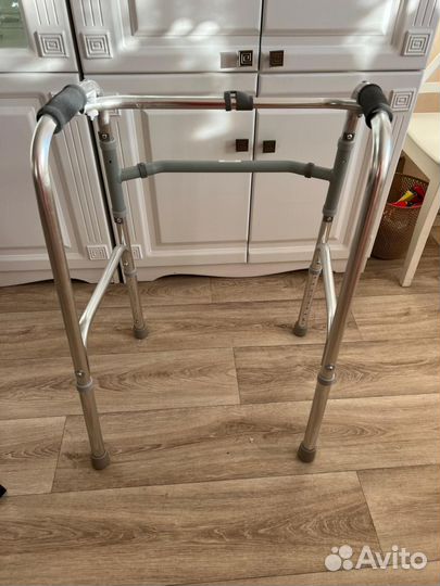 Ходунки для взрослых