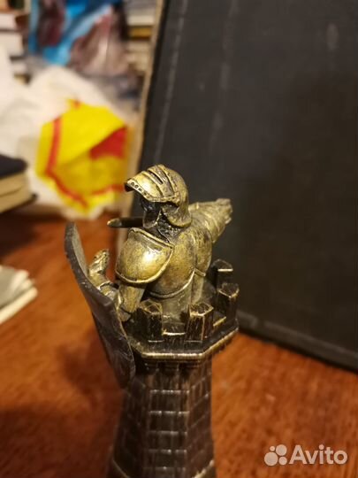 Ладья из шахмат Гарри Поттер черная