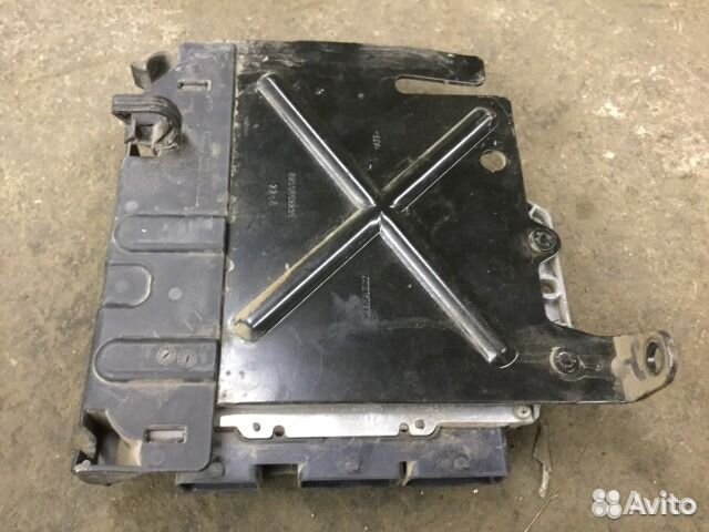 Блок управления двигателем Рено Меган 2 2002-2009г