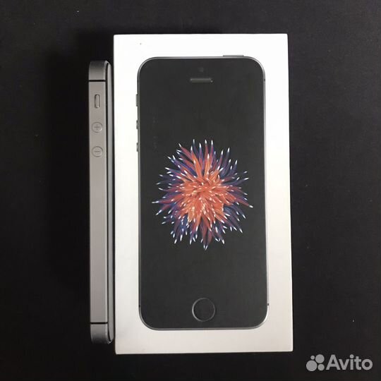 iPhone SE, 32 ГБ