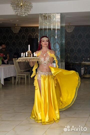 Светодиодное шоу, танец живота, восточные танцы