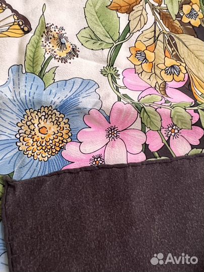 Шелковый винтажный платок emanuel ungaro