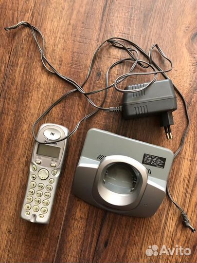 Panasonic KX-TG1105RU Радиотелефон