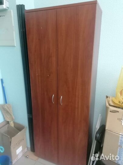 Офисная мебель, стеллажи