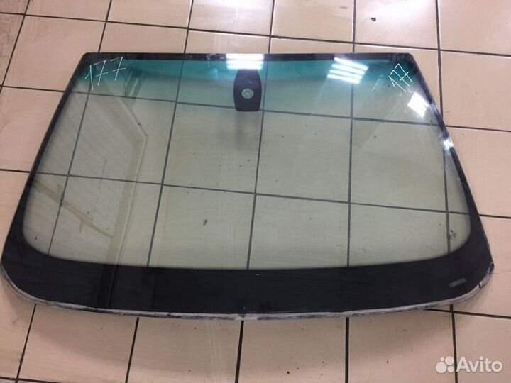 Стекло BMW 5 E60 рестайлинг