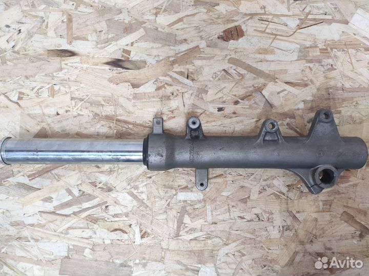 Перо вилки для Suzuki AN400 Burgman (Б/У)