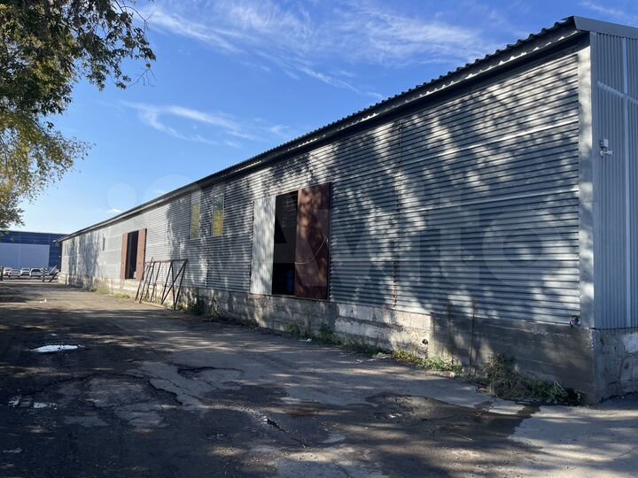 Склад, 680 м²