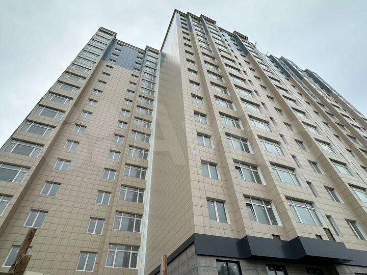 2-к. квартира, 65 м², 3/17 эт.