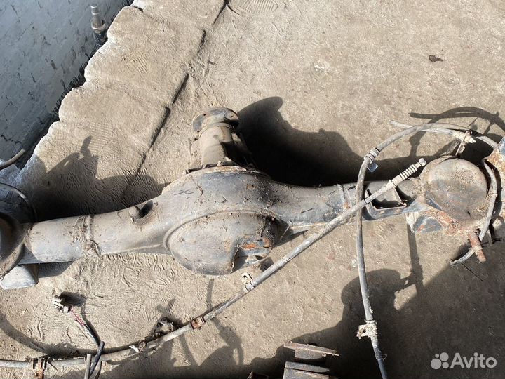 Задний мост mitsubishi pajero sport 2003года