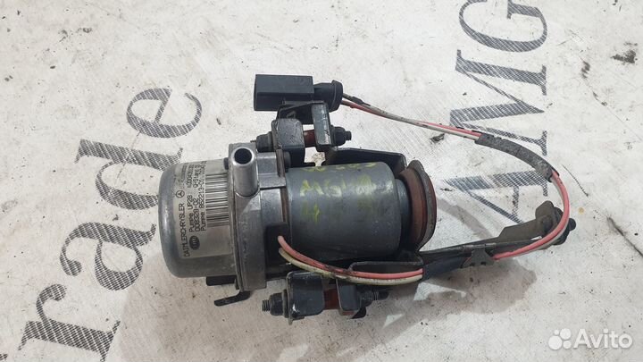 Ваккуумный насос Mercedes-Benz W203 W208