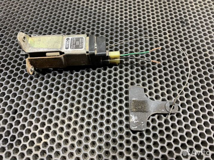 Активатор лючка бензобака Соната EF 5 Sonata Тагаз