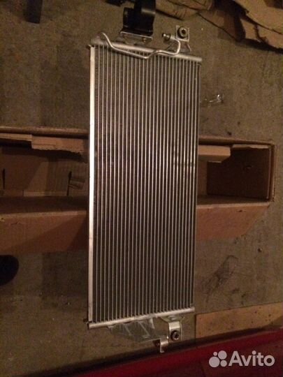 Радиатор кондиционера Nissan. Авторазбор