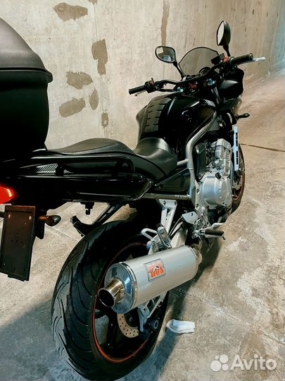 Продам мотоцикл yamaha FZS 1000 fazer