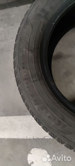 Yokohama Ice Guard IG55 215/60 R16 99T