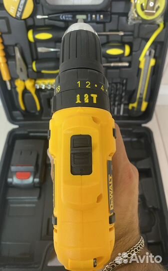 Шуруповерт Dewalt 18v