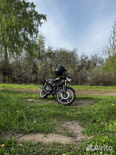 Мотоцикл 250 кубов