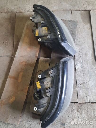 Фары на volkswagen transporter t5