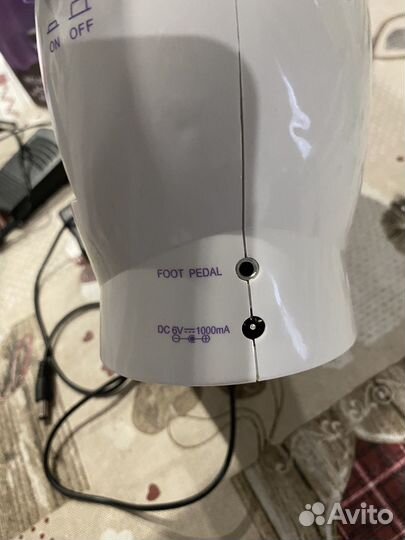 Мини швейная машинка