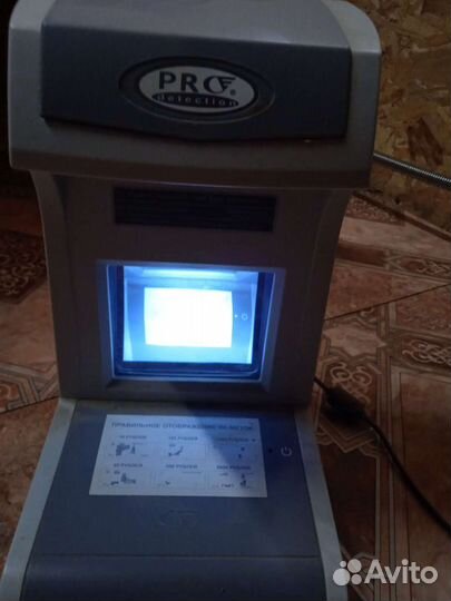 Детектор банкнот