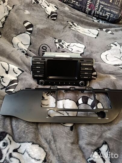 Штатный магнитофон kia 4