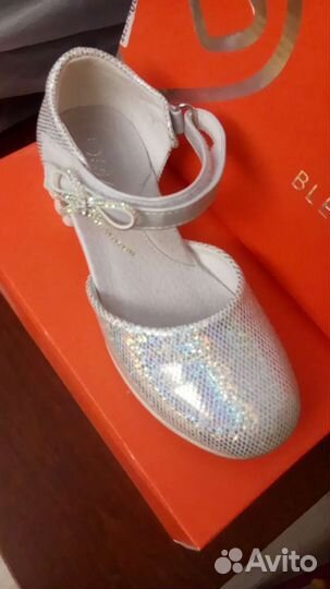 Обувь для девочки